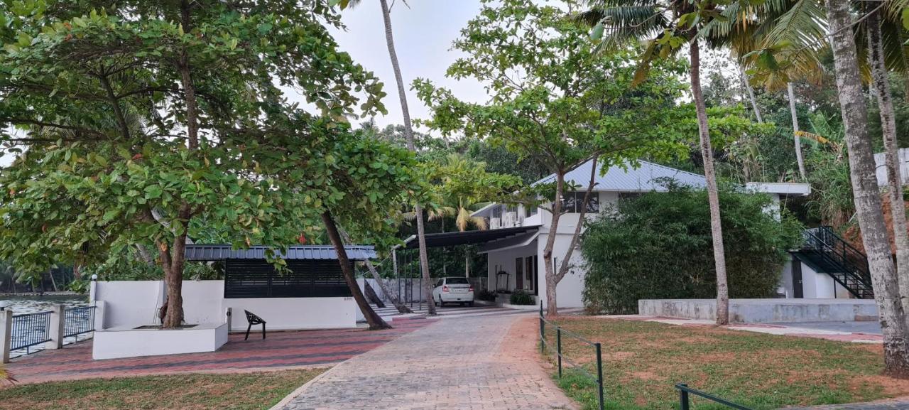 Ripples Service Villas 科兰 外观 照片