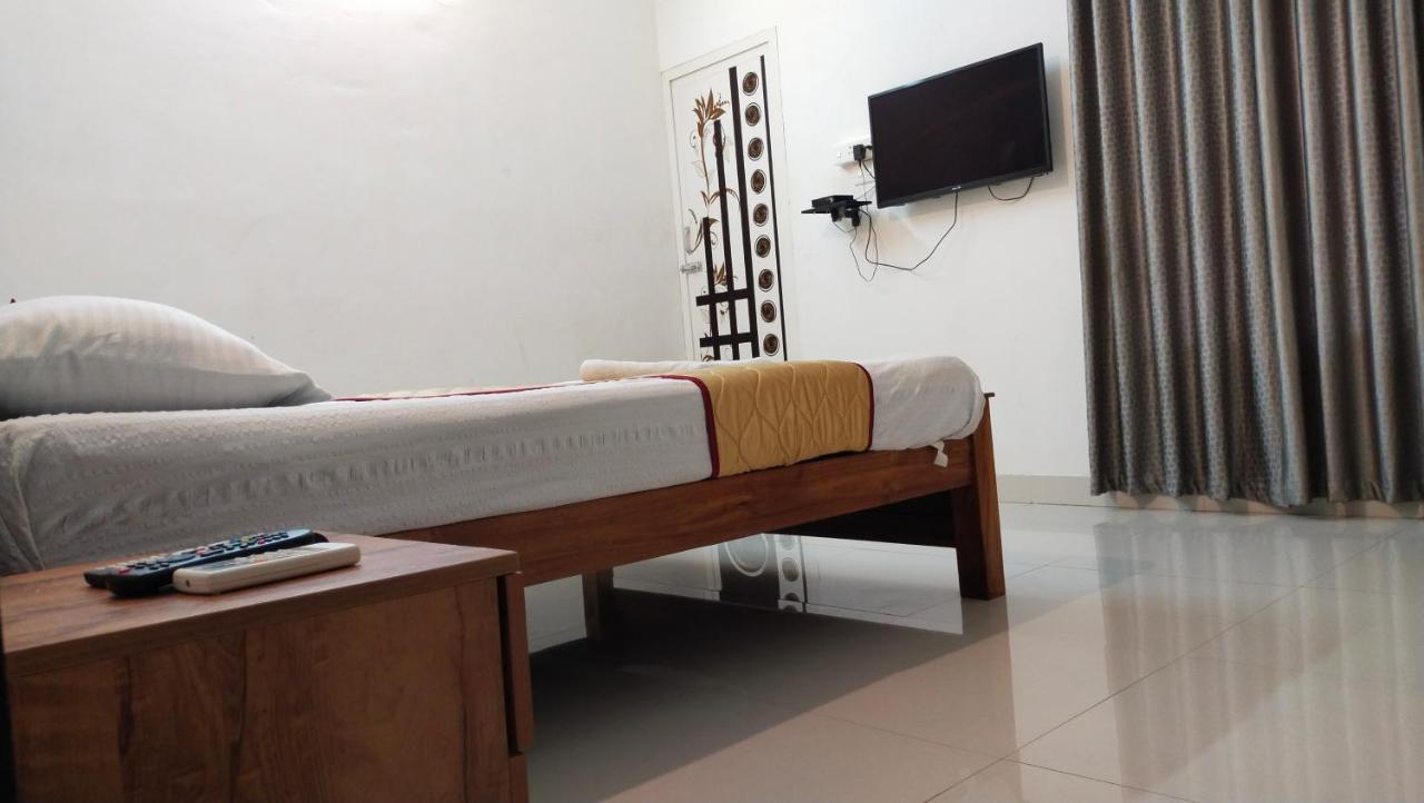 Ripples Service Villas 科兰 外观 照片